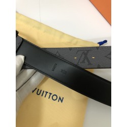 Cinturón de Lujo Exclusivo - Modelo 759