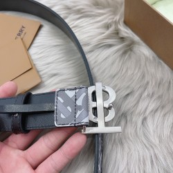 Cinturón Burberry Exclusivo - Modelo 820
