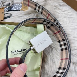 Cinturón Burberry Exclusivo - Modelo 821