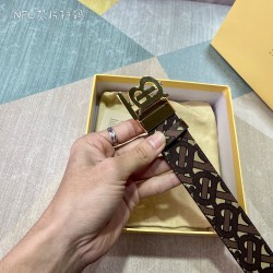 Cinturón Burberry Exclusivo - Modelo 1043