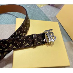 Cinturón Burberry Exclusivo - Modelo 1045