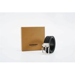 Cinturón Burberry Exclusivo - Modelo 2790