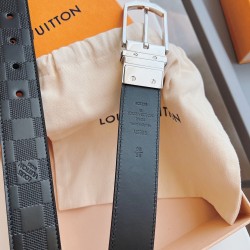 Cinturón de Lujo Exclusivo - Modelo 126
