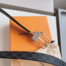 Cinturón de Lujo Exclusivo - Modelo 354